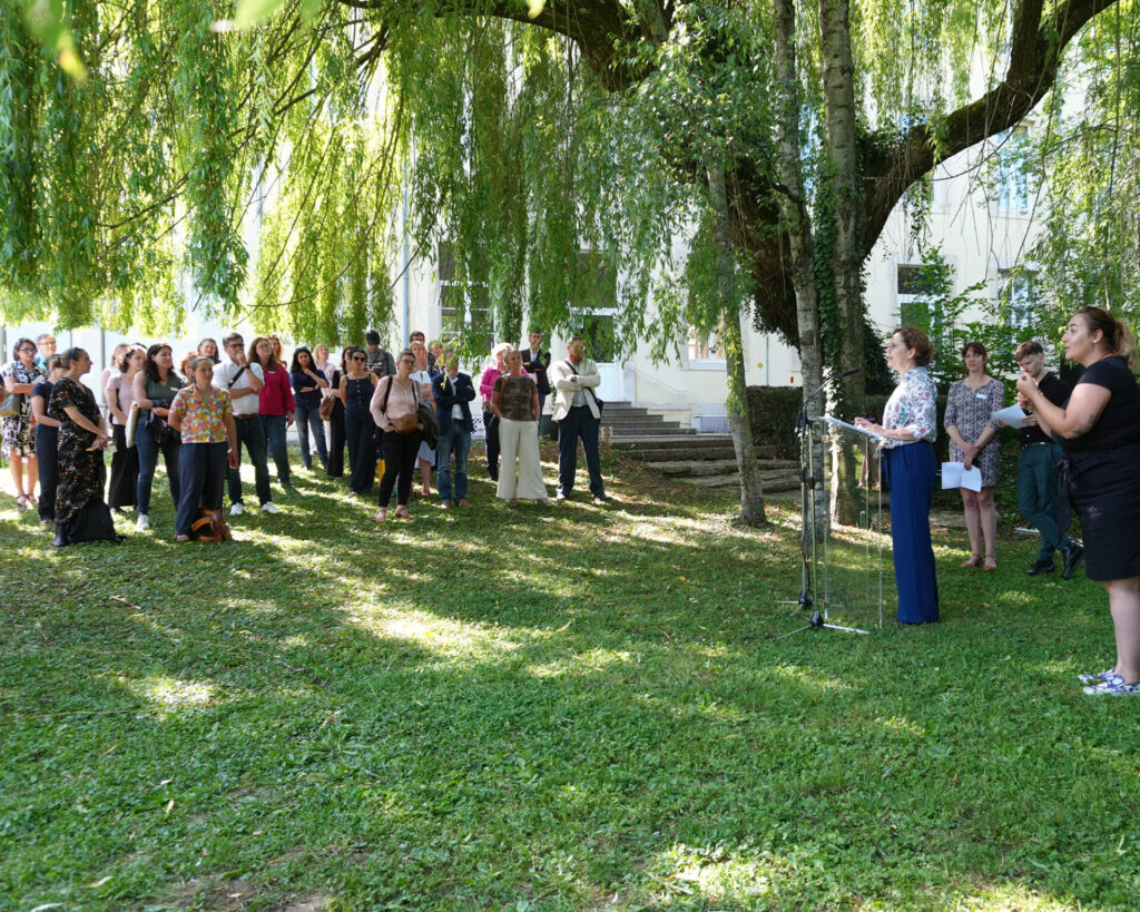 Discours d’inauguration de la Maison pour les Langues en Lorraine, prononcé devant les invitées et invités réunis dans le parc de l’INSPÉ de Lorraine.